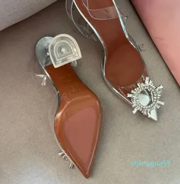 Amina Muaddi Begum embelezada de cristal Sapatos PVC Shoes Speol Speardto Sandals Sapatos de vestido feminino