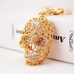 Keychains XDPQQ Korean kreativ med Crystal Skull Key Chain Car Ring Metal Pendant Men's Small Gift Giveaway