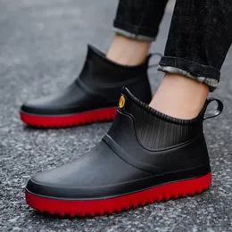 Designerskie buty gumowe but deszczowy dla mężczyzn buty kuchenne odporne na olej bez poślizgu galoshes mąż wędkarstwo Bezpieczeństwo Bugi