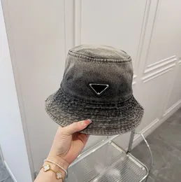 Designers bucket hat Lyx hatt Enfärgad design hatt Toppnivå version mode resor solhatt Fritid ny hatt fyra säsonger kan bära Denim material Fabriksbutiker