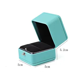 Watch Boxes Cases European Romantic Blue Leather Jewelry Gift Box Ring Box Necklace Pendant Box for Ring Pendant Packaging Storage 230324