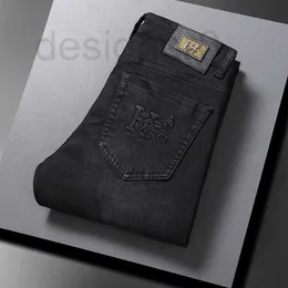Projektant dżinsów męskich Europejski wysokiej klasy dżinsy jeansowe i zimowe nowe szczupłe dopasowanie mały prosty strój wytłoczone czarne długie spodnie xmaw