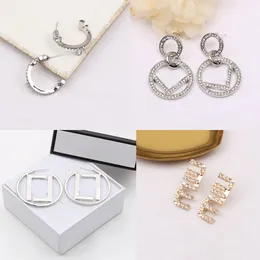 23ss 20style Mixte Style Marque Designer Lettres Stud Hoop 18K Plaqué Or 925 Argent Cercle Femmes Boucle D'oreille Partie Jewerlry