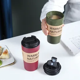Muggar 420 ml kreativa plastmuggar kaffedryck te läcksäker vatten kopp bekvämt bär vatten kopp med lock student case cup 230324