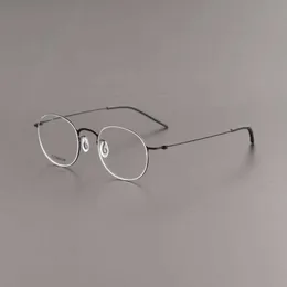 المصمم الفاخر أزياء النظارات الشمسية بنسبة 20 ٪ من النظارات بدون مسامير نفس إطار التيتانيوم النقي الخفيف للغاية يمكن أن يكون مزودًا بعدسة قصر النظر المضادة للبليو 5504
