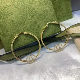 2023 Hoop Earrings Brass Diamond Set Set Letter Actioner for Women Fashion Gorgeous Grand Celeprity نفس النمط الجديد من المجوهرات ذات الحلق العلوي مع صندوق