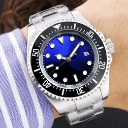Designer Mens Watch 44mm Automatisk mekanisk rörelse Titta på alla rostfritt stål Skjutknapp Black Ceramic Dial Gift Business Watch Montre de Luxe
