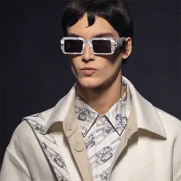 30 % RABATT auf neue Luxus-Designer-Sonnenbrillen für Herren und Damen. 20 % Rabatt auf F ins same Hip-Hop-Trendsetter Street Shot Square Net Red f0434