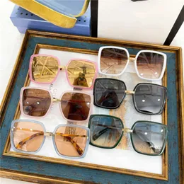 Luxus-Designer-Mode-Sonnenbrillen 20 % Rabatt auf modische quadratische große Rahmen Weibliche Stars mit der gleichen dünnen Gesichtsrasur
