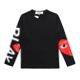 Designer TEE Men's T-shirts Com des Garcons Play CDG Arm Long Sleeve Big Red Heart T-Shirt Black Unisex Streetwear Brand XL