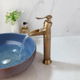 Rubinetti del lavandino da bagno yanksmart antichi mixer in ottone reciprocamente cascata del rubinetto e ponte freddo montato