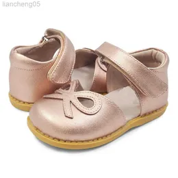 Sandálias tipasietoes top brand 100% arco de couro macio no verão Novos meninos e garotas Sapatos de praia Sapatos infantis Sandálias Moda Sandali W0327