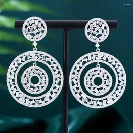 أقراط Dangle Soramoore الفاخرة الرجعية Round Round Pendant لأزياء رائعة للنساء الزفاف الهندسية الهدايا Super Gift 2023