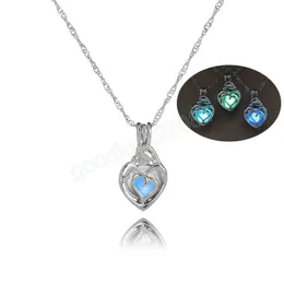 Openwork Love Heart Luminous Necklaces Fashion Glow in the Dark Stone Pendant Necklace for Women Girls Jewelry