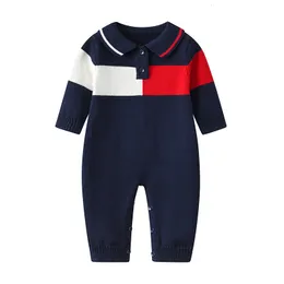 Rompers Baby Boys Autumn Turtle Neck Long Sleeve Born Infant Kids Cotton Sticked Jumpsuits outfit vinter småbarnskläder 02y 230327