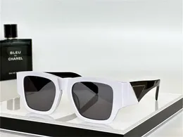 عتيقة العلامة التجارية Hot Mens Designer نظارات شمسية للرجال نظارات شمسية جديدة للنساء للنساء Classic UV400 Lens Triangular Design مع حالة أصلية