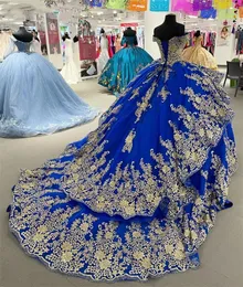 Modern Kraliyet Mavisi Quinceanera Elbiseler 2023 Omuz Sequin Aplikes Boncuklar Korse Kabarık Balya Balo Elbise Vestidos
