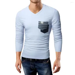 Mäns T-skjortor Spring Men Long Sleeve T-shirt 2023 Fashion V Neck Slim Fit Mens Front Pocket Design Casual Summer Topstees