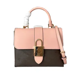 7A 디자이너 가방 Locky BB 핸드백 M44141 2023 New One Shoulder Messenger Bag Fashion Classic 여성의 가죽 가방 고급스러운 맞춤형 브랜드 가방 캐주얼 가방