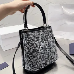 Blinbling Rhinestone Women Luxurys Designers Shoulder Bags Handbag Cross bady Bag Messenger Ladies Wallets Purse Pouch Metal Badges