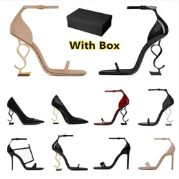 2023 Donne Desigeri di lusso Scarpe scarpe da ginnastica alti tacchi alti in pelle tono oro tono triplo nero nuede womens sandals fashion sandals da festa per le feste