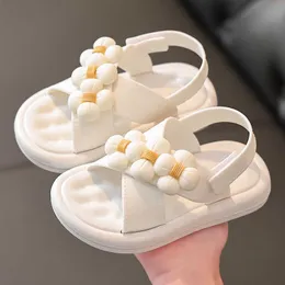 Sandali Sandali nuovi per ragazza Sandali per bambini Moda estiva Bambini Neonate Sandali principessa con perle grandi per scarpe da bambina grandi 2-9 anni