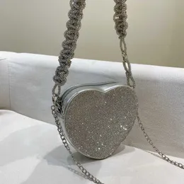 borse firmate Rete coreana da donna piccola rossa fresca e calda con diamanti ad acqua con catena diamantata Love piccola borsa quadrata borsa a tracolla singola 230318