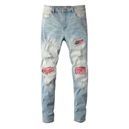 Pantaloni da uomo Steetwear Style Tie Dye Bandana Costine Patchwork Skinny Stretch Holes Slim Fit Jeans strappati effetto consumato azzurro High Street 230328