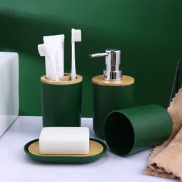 Liquid Soap Dispenser 4 Buah set Aksesori Kamar Mandi Tunggal Desainer Sabun Lotion Sikat Gigi Pemegang Piring Tumbler Pompa Botol Cangkir Kayu 230328
