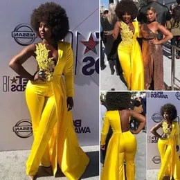 Modern Bright Yellow Jumpsuits Prom Dresses Sexig backless spets Applqiue En långärmad chic stundande kvällsklänningar för kvinnor 2023