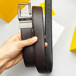 Reversibel designbälte för män kvinnor lyxbälten f spännar guld mode klassisk stor slät spänne svart äkta läderband 3,8 cm