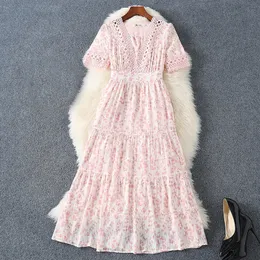 2023 Sommer Rosa Blumendruck getäfeltes Chiffonkleid Kurzarm V-Ausschnitt Midi Freizeitkleider M3M25B767