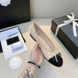 Paris Marka tasarımcısı Siyah Bale Flats Ayakkabı Kadın Bahar Kapitone Hakiki Deri Balerin Üzerinde Kayma Lüks Yuvarlak Ayak Bayan Elbise Ayakkabı kanal Zapatos De Mujer AAA