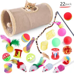 Set di giocattoli per gatti per animali domestici Passaggio in peluche Cat Stick Interactive Bell Ball Toy Forniture per gatti