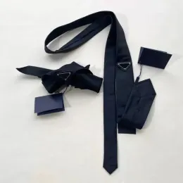 kravat prad kravat tasarımcısı kravat lüks p ters üçgen klasik tasarımcı bağlar moda deri boyun kravat pruvası erkekler için bayanlar desen boyası kravatları 4 renk