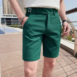 Men's Shorts Celana Pendek Selutut Musim Panas 2023 Celana Setelan Dekorasi Sabuk Pria Celana Pendek Sosial Bisnis Kasual Pakaian Pria Hitam Putih Hijau