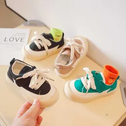 Athletic Outdoor Children's Canvas Shoes Kids Casual Sneakers For Boys Girls Toddlers Little Girl Sneakers Candy Color Soft Anti-slip Big Toe New W0329