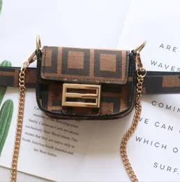 Tasarımcı Çocuklar Çanta Çanta mektubu cüzdan moda lüks Çocuk omuz çantaları Rahat Taşınabilir Messenger Aksesuarları Çanta Kadın Mini Çanta