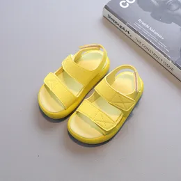 Sandals Summer Childrens Sandals Lovely Solid Baby Beach Shoes Beautiful Yellow Open Toe Girls Sandals Breathable Barefoot Boys Sandals 230329