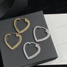 Designer Hoop Dangle Earring Fashion Crystal Heart Earndrop for Woman Classic Brand Gold Silver Luxurys smycken örhängen