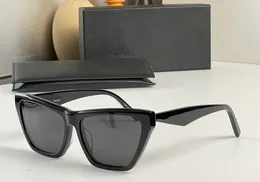 103 Shiny Black Grey Cat Eye Solglasögon för kvinnor M 103 Glasögon Sunnies Designers Solglasögon