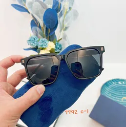 2023 Eyeglass Mens Designer Sunglasses Sunglasses Metal Framesポリカーボネートレンズ材料TACビジネスアフェイズすべての完全な長方形のメガネフレームアイウェア