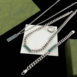 Kvinnliga silverkedja halsband designer smycken set emalj hänge halsband älskar armband för mens hiphop mode ringar med låda