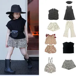 Kläduppsättningar Småbarnflickkläder 2023 Summer Brand Designer Baby T-shirts Dot Leopard Print Boys Shorts Fashion Pants Kids Outfit Set