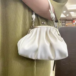 Akşam çantaları güzel klip çanta kadınlar için moda pu deri bayanlar omuz çanta tote kabuk düz renkli kadın crossbody cüzdan