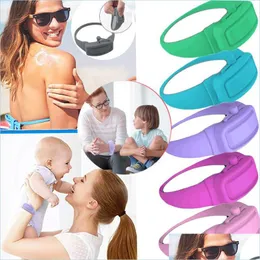 Liquid Soap Dispenser Sile Dispensing Bracelet Portable Hand Sanitizer Lotion Wristband Wearable For Kid Adt Drop Delivery Home Gard Dhm6H