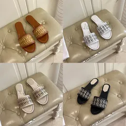 Designer Baguette Slippers Raffia Slides Women Banded Flats Sandals Leather Baguette Pattern Slides Letter Beach Flip Flop