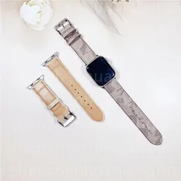 شاهد فرق 44 مم لـ Apple Watch 8 Ultra Strap 49mm 38mm 41mm 45mm Iwatch 2 3 4 5 6 SE 7 Series Designer Leather Bracelet Smart Smart for Men Women