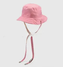 ファッションの両面テザーカップルバケツハット日焼け止めの大きな縁帽子漁師帽子太陽の帽子男性と女性のための帽子