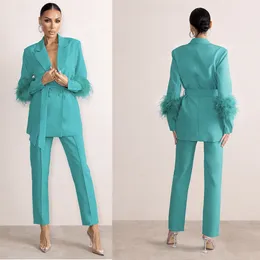 Ostrich Feather Mother of the Bride Pants Suits skräddarsydda damer Kvinnor Formell kvällsfest Blazer Wear Jacket 2 stycken